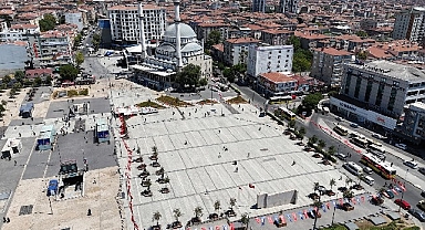 Cumhurbaşkanı Erdoğan’ın Bayrak Çağrısı Bağcılar’da Karşılık Buldu