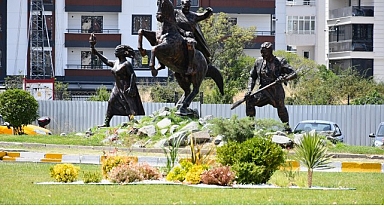 D-100 Karayolu’nda peyzaj çalışması tamamlandı