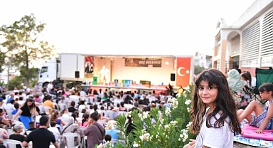 Çiğli’de yaz akşamları tiyatroyla şenleniyor