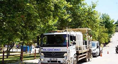 Yol çizgileri ile ulaşım güvenli hale geliyor