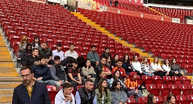 EÜ Bayındır MYO öğrencileri Rams Park Stadı’nın zeminini inceledi